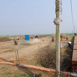 4 Kattha Cheapest Plot In Sikaria Bazaar @-10-/k