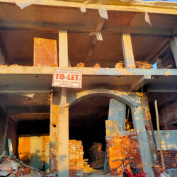 2 Floor ( 2600 Sqft ) In Jehanabad ( Near Dm Awash ),patna Gaya National Highway, Near Dm Aakas