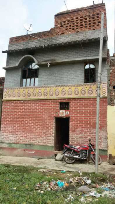 4bhk flat Jaldi behcna h please call for sale in Buxar